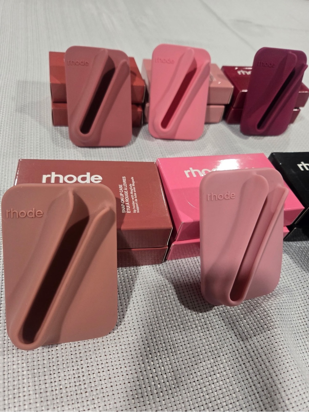 RHODE Snap-On Lip Case in Black White Mauve Berry Pink MagSafe phone Sephora - Picture 4 of 6